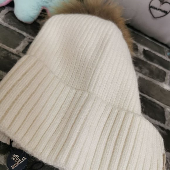 Moncler Wool White Hat - Picture 2 of 7